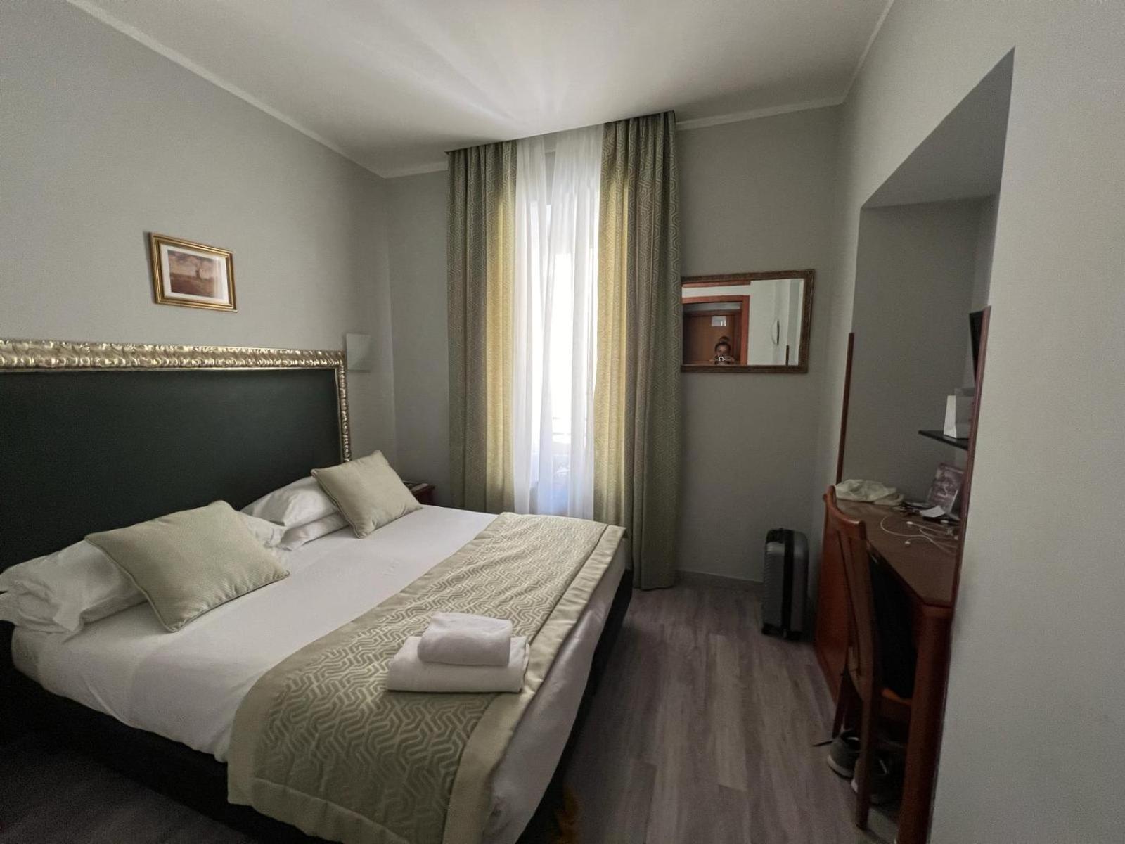 Hotel Ercoli House Roma Ngoại thất bức ảnh
