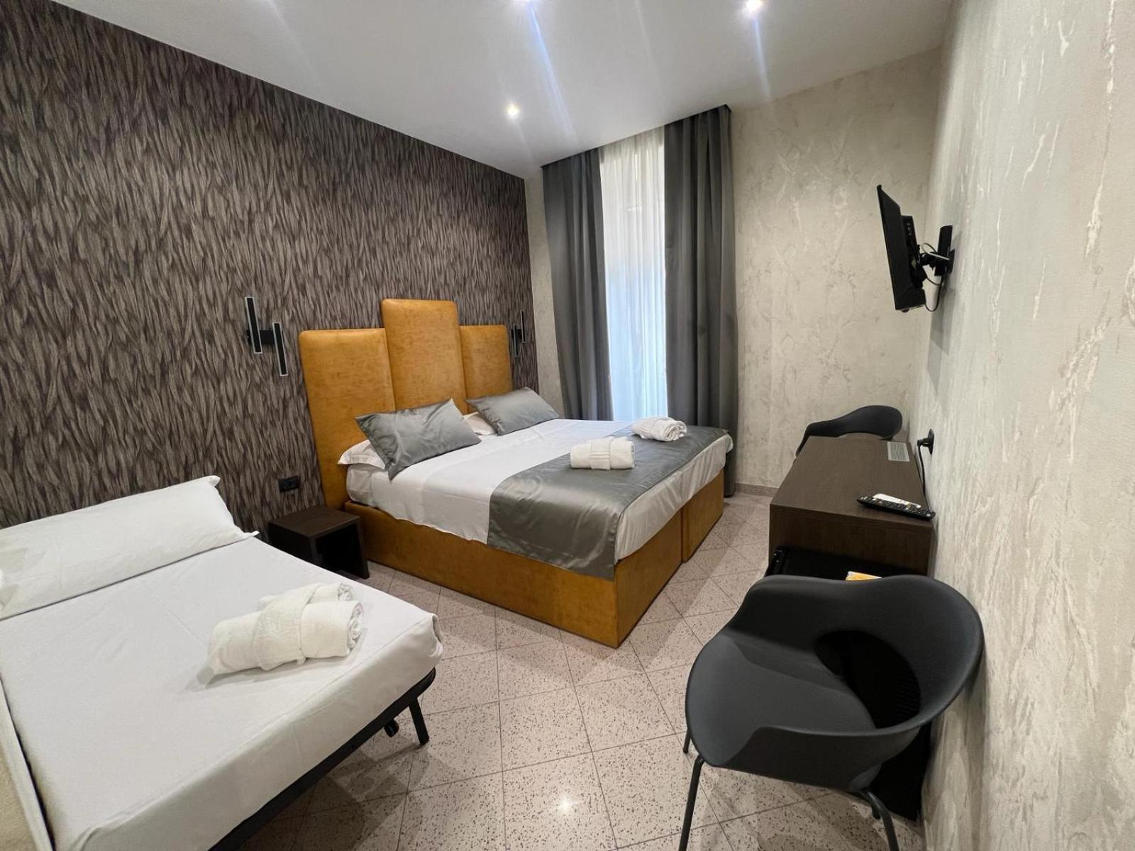 Hotel Ercoli House Roma Ngoại thất bức ảnh