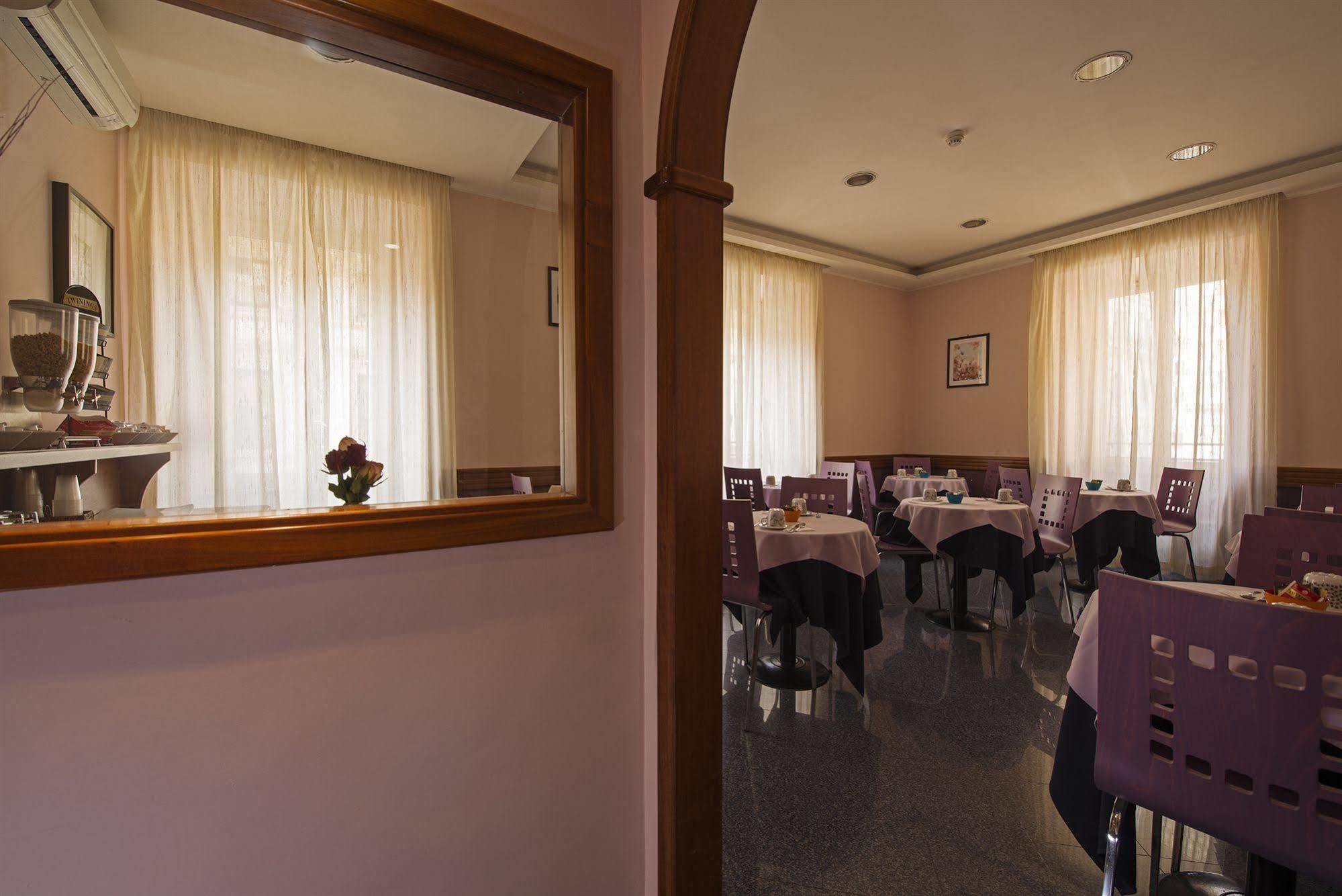 Hotel Ercoli House Roma Ngoại thất bức ảnh
